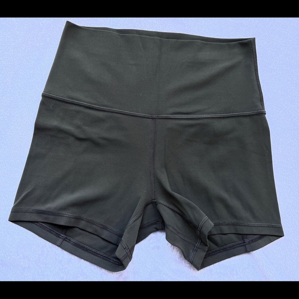 Lululemon Align High Rise Shorts 4” inseam Olive Sz 6